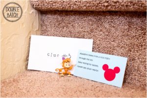 Adorable Disney Scavenger Hunt Clues to tell kids about a Disney Trip!