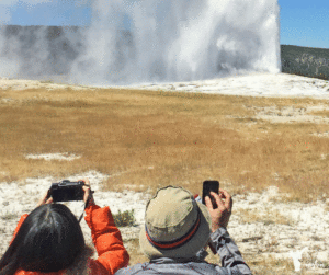 Discover Yellowstone with these KID FRIENDLY ACTIVITIES